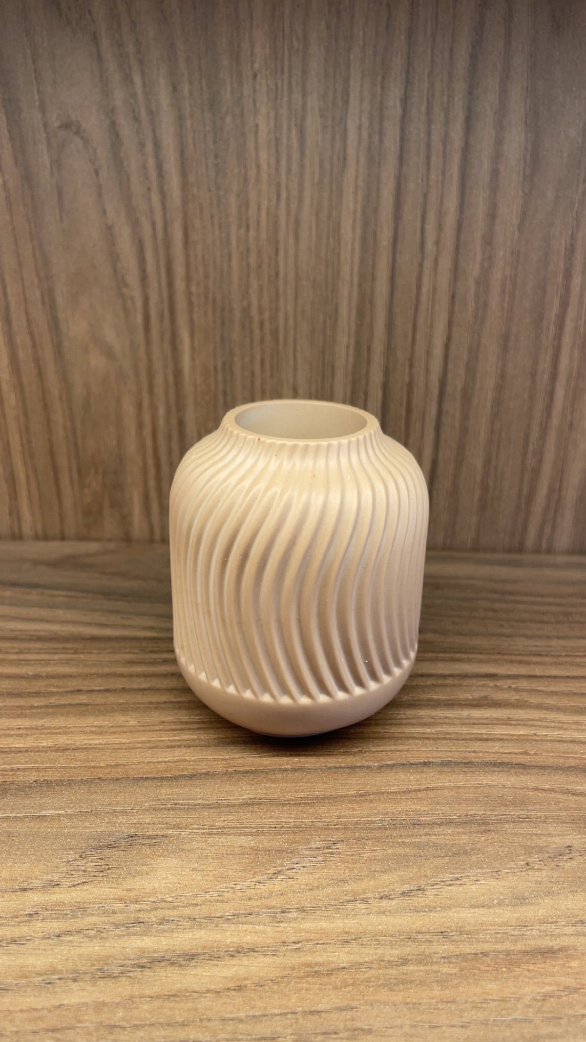 Vase, Virvel, beige