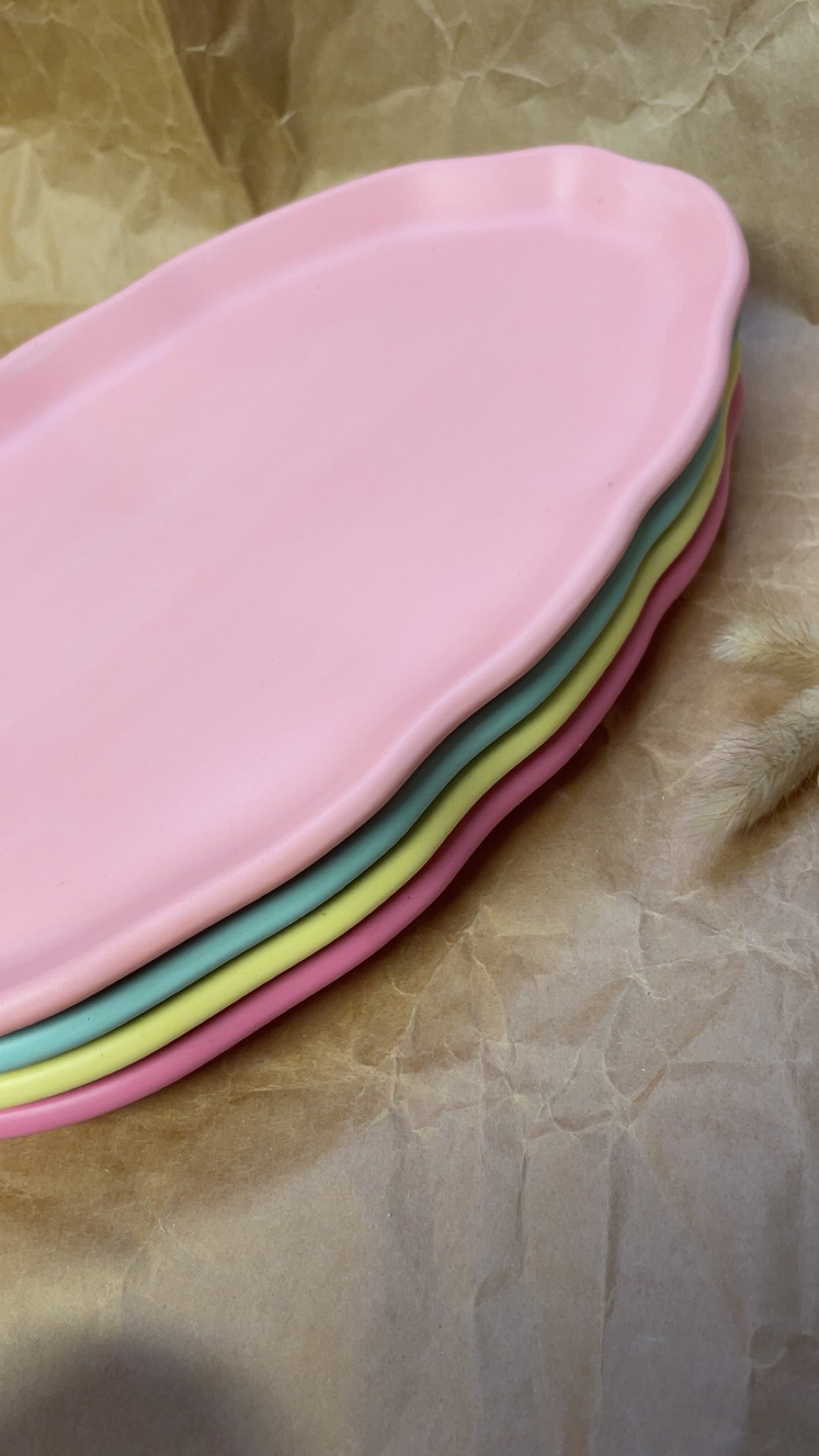 Avlangt fat - flere farger